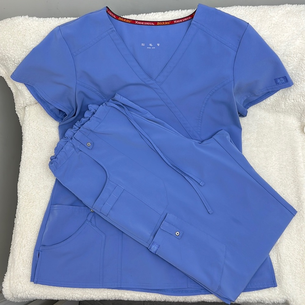 EUC-Dickies Extreme Stretch Scrub Set